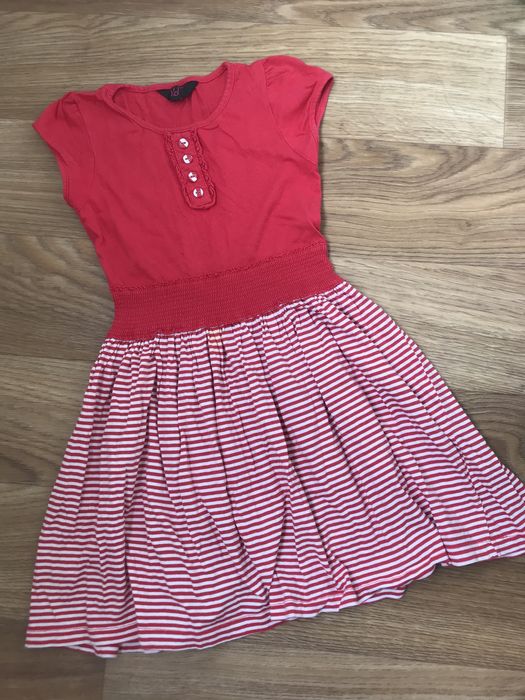 Платье на девочку 6-9 лет