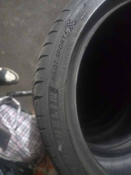 225/40r18 4xopony Michelin pilot sport4