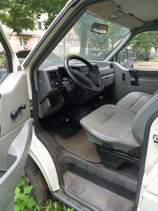 Volkswagen Transporter T4, 2.4 дизель, 1995р. Пасажир 9+1.