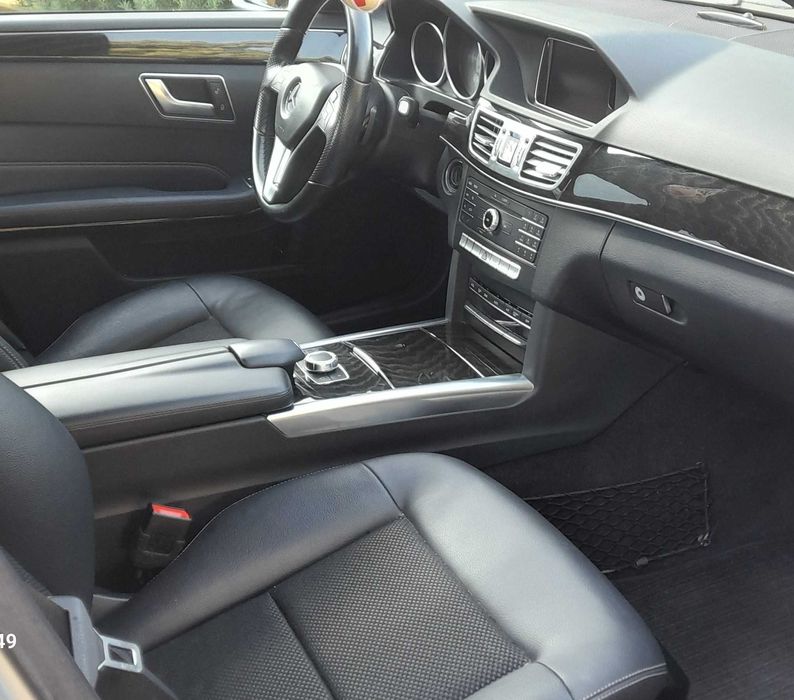 Mercedes-Benz E200 W212  2015 benzyna