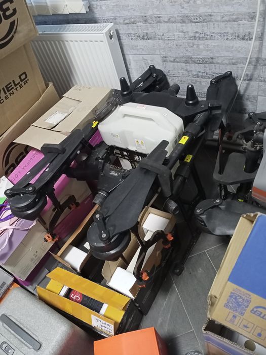 АгроДрон Dji agras t 16