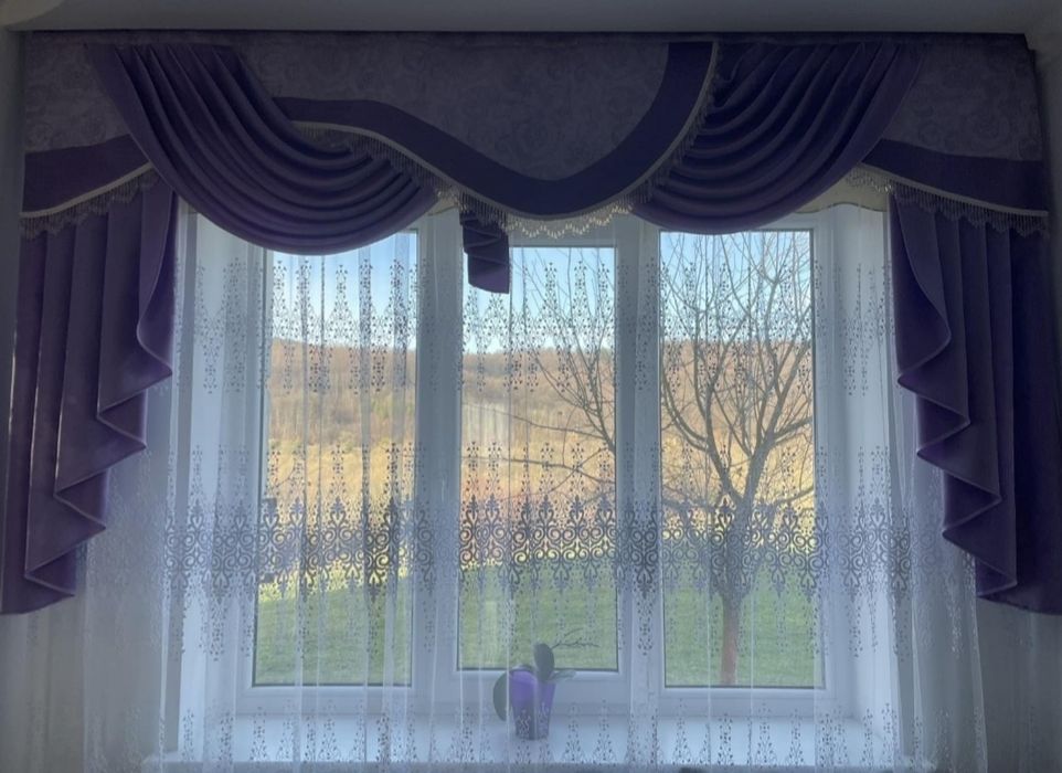 Гардини 2,5 м на клеєній основі