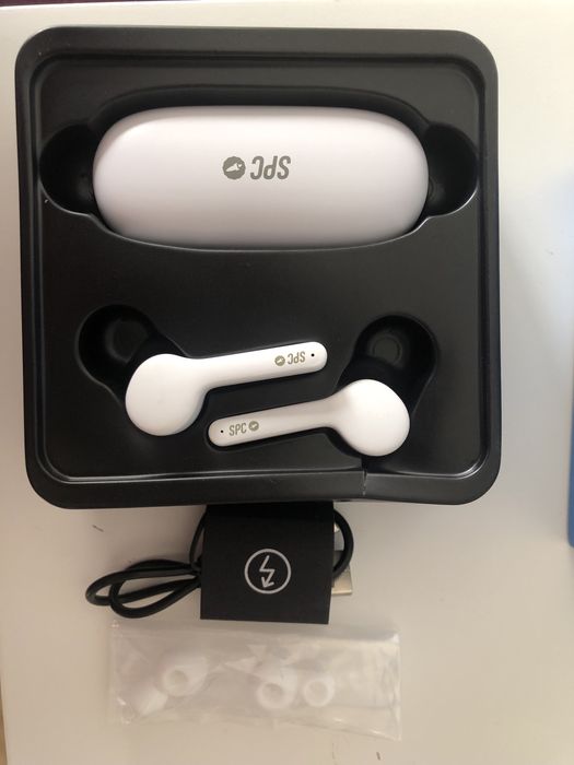 Airpods novos em branco