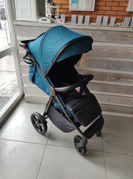 Прогулочная коляска Carrello Bravo Plus 2024 прогулянкова