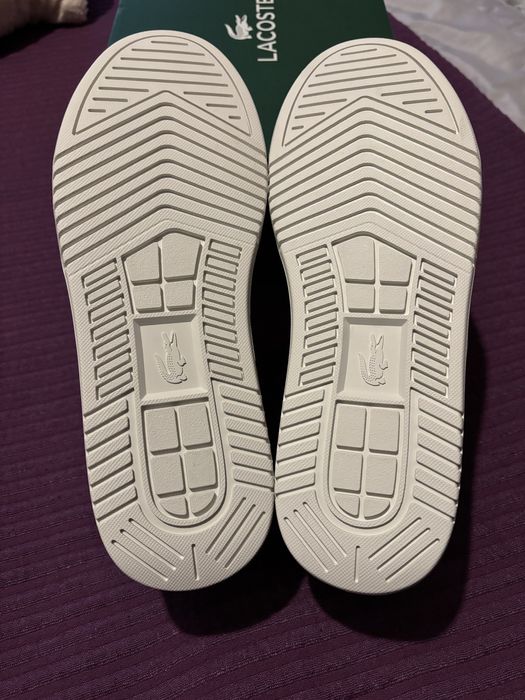 Sapatilhas Lacoste L001