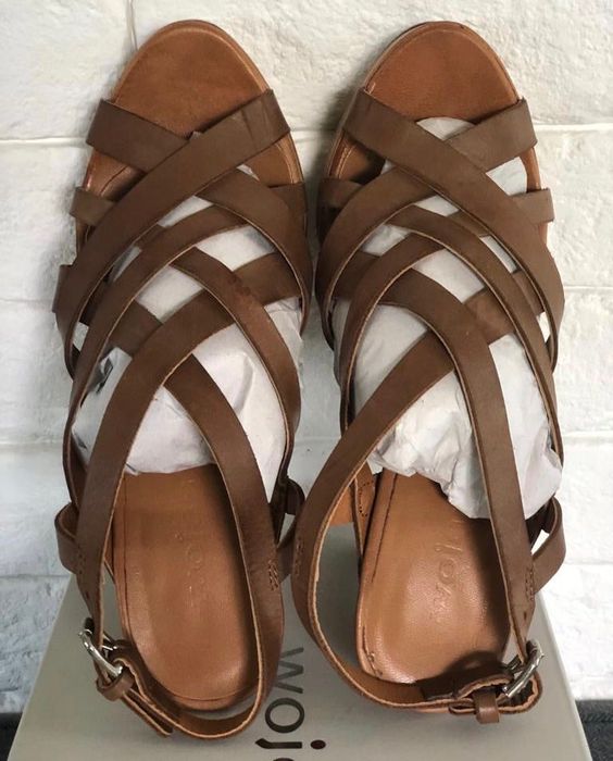 Buty na koturnie Wojas rozmiar 36