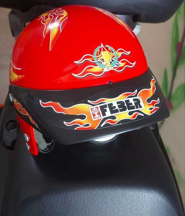Capacete Brinquedo FEBER Criança