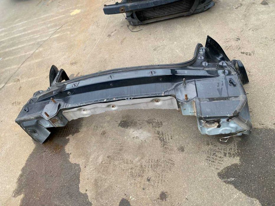 Задня панель BMW F30