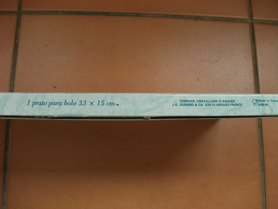 Torteira ou prato para bolo Luminarc rectangular (com caixa)64738200641027122