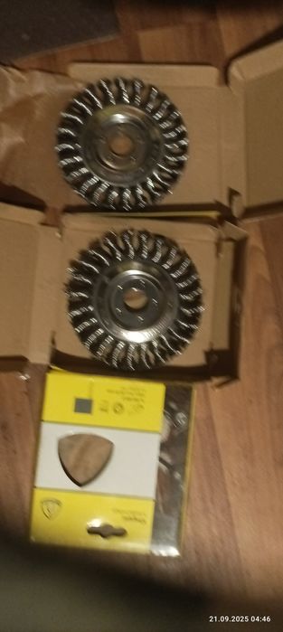 Szczotka tarczowa 125mm m14