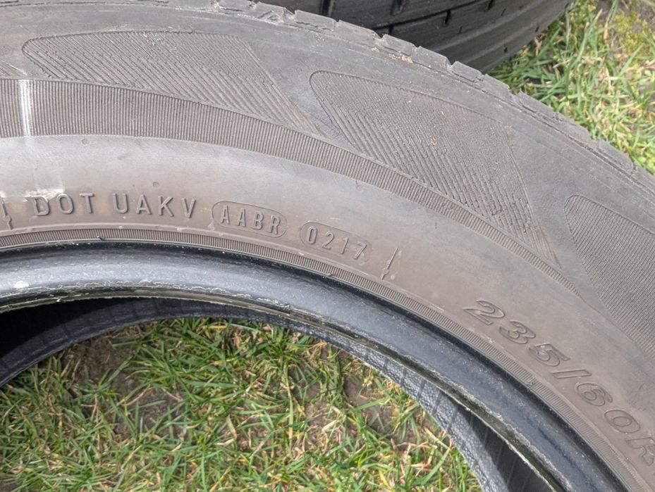 2x Opony NEXEN NFera RU1235/60R18 DOT 2017