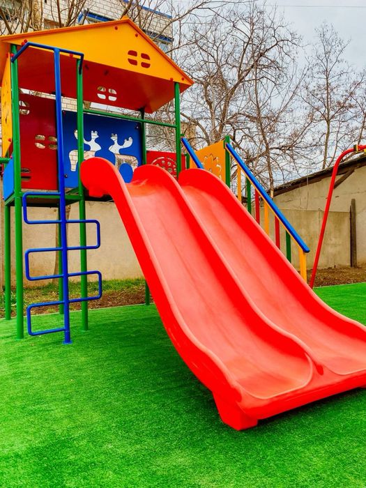 Детская площадка. Горка, качеля, песочница.