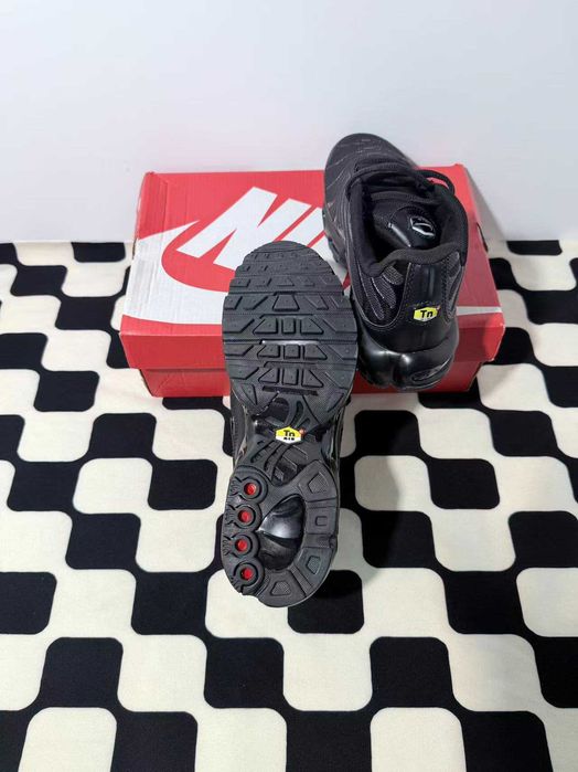 Air Max TN Plus Black R.46