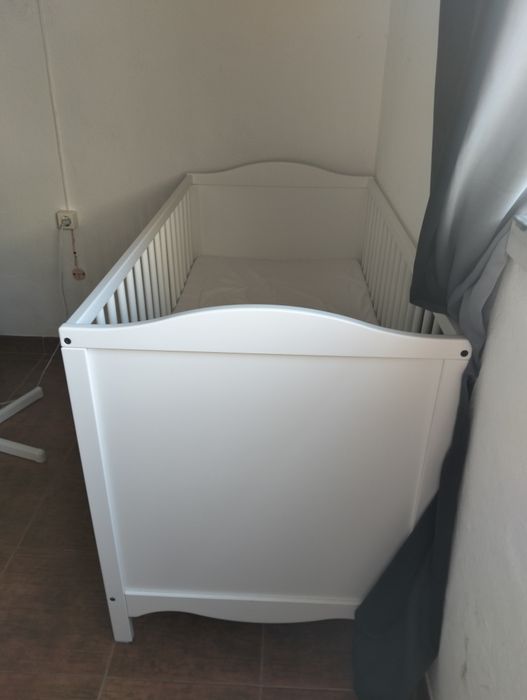 Berço IKEA em bom estado