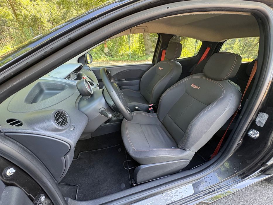 Renault Twingo. RS Sport
