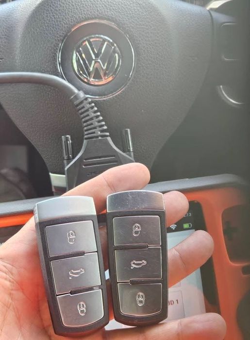 програмування автомобільних ключів