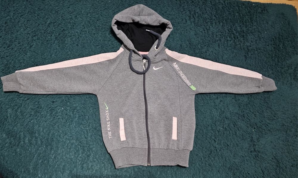 Dresy dla dziewczynki