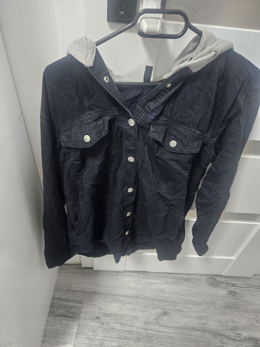Kurtko/bluza DIVIDED