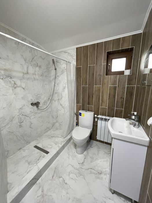 Здається котедж з басейном в Мигово ( баня ,чан )