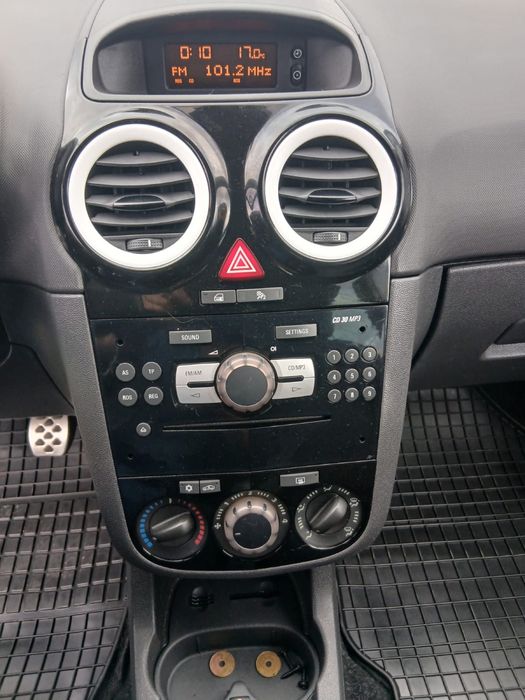 Corsa D 1.4 benzyna Sprowadzona klima Alu