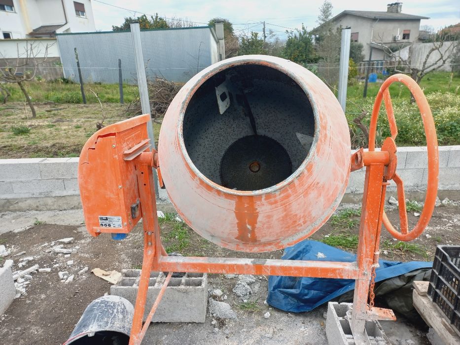 Aluguel de Betoneira