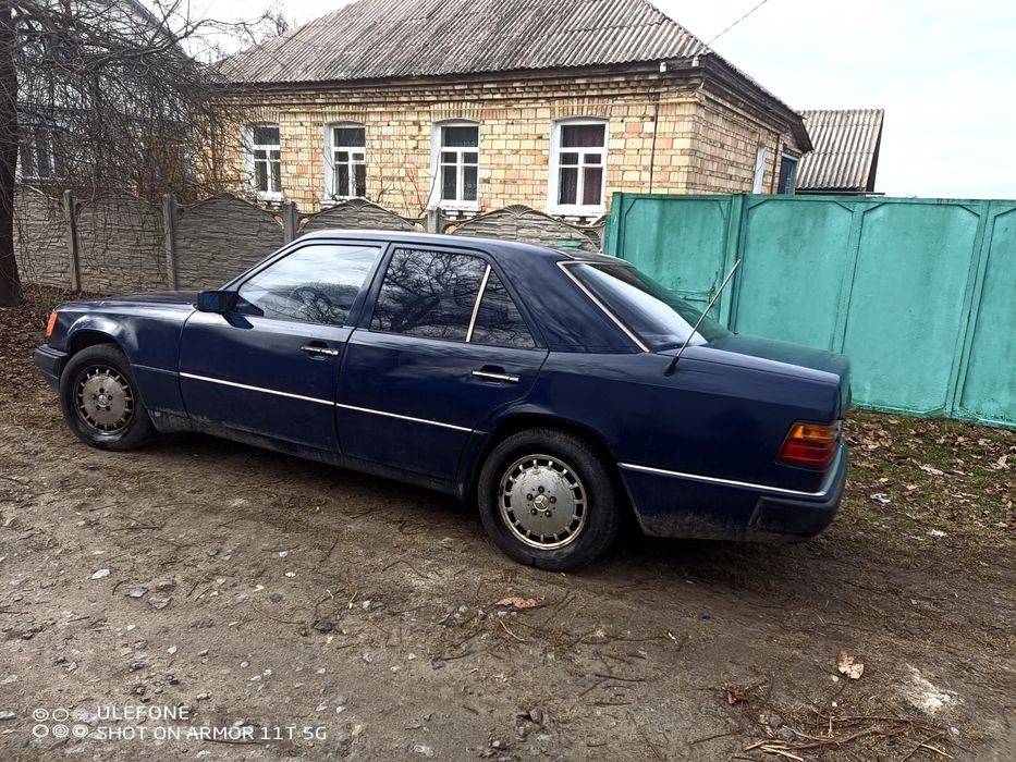 Продам мерседес 230Е