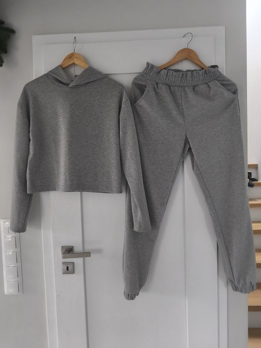 Dres dziewczęcy 170 blyszczacy