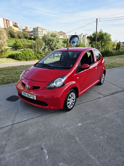 Toyota aygo 1.0 gasolina 5 lugares ano 2009 118.000 km