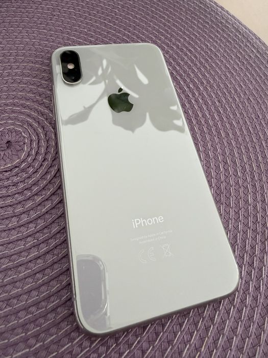 iPhone Xs 64GB Silver