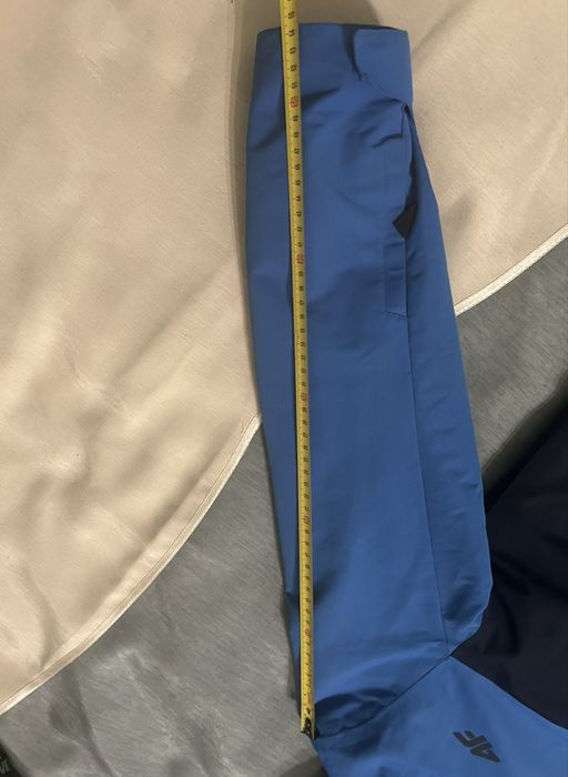 Куртка 4F демісезон(рання весна) розмір 152