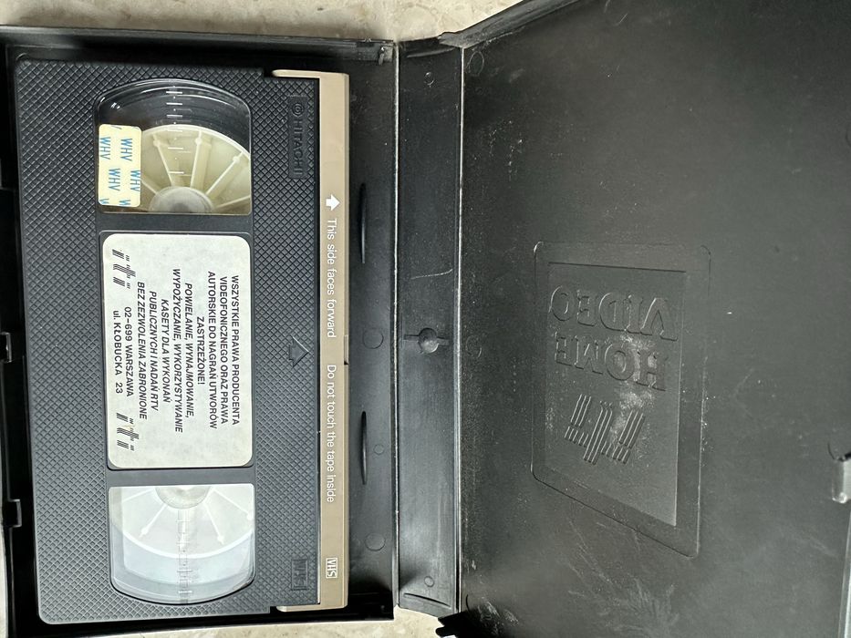 Kim jest ta dziewczyna kaseta vhs
