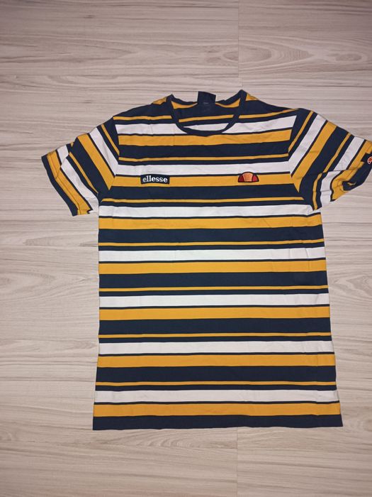 Продам футболку ellesse M
