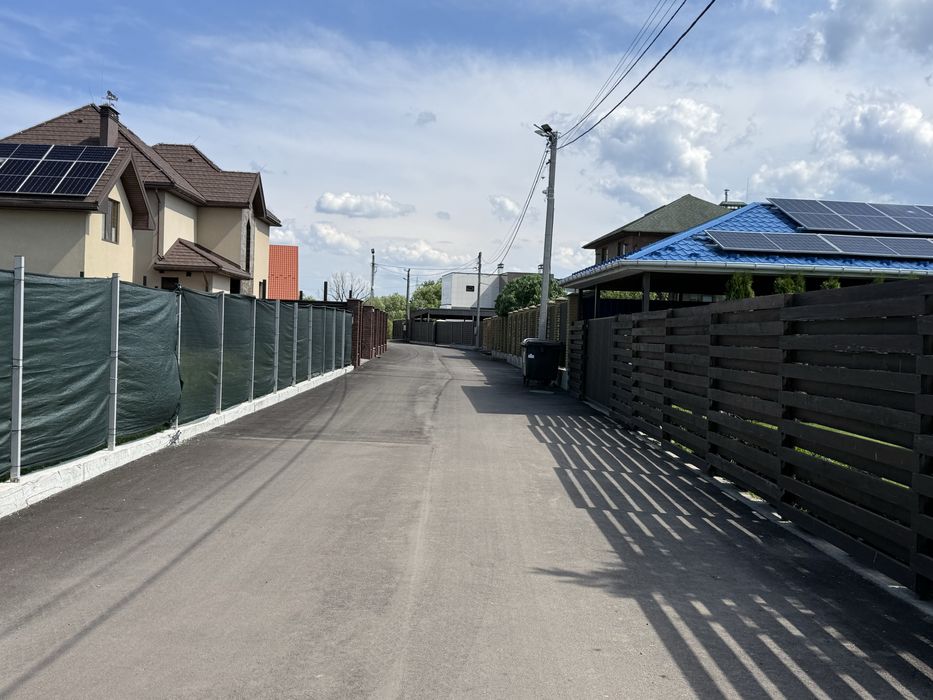 Свій вихід до води / закрите котеджне містечко / світло / газ / асфальт / 15 хв від Києва