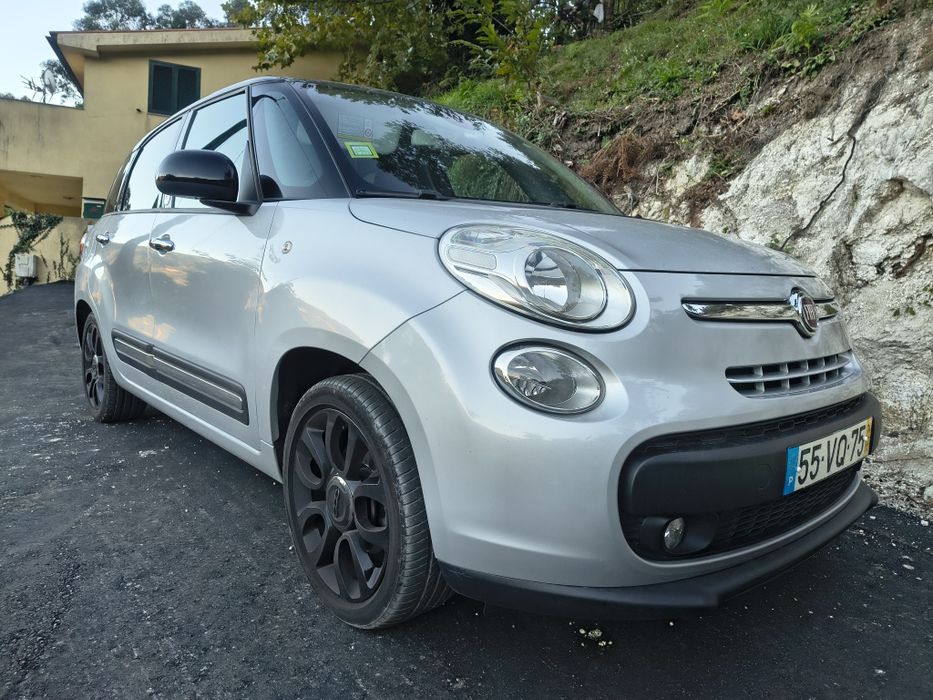 Vendo Fiat 500L 7 lugares raro