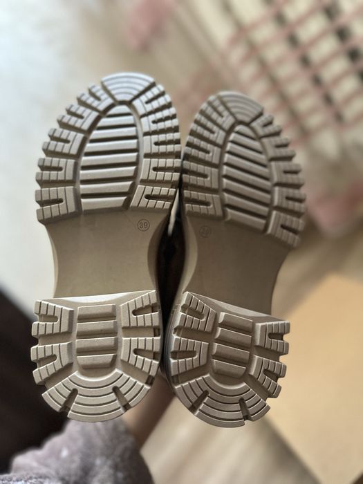 Зимові замшеві черевики