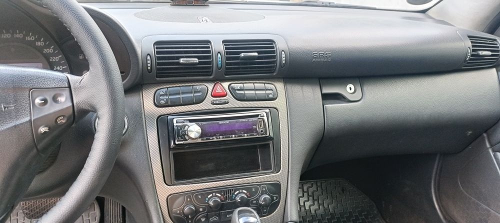 Mercedes w203 c220 coupe