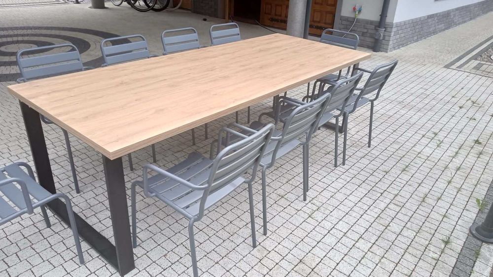 Stól+ 10 krzeseł