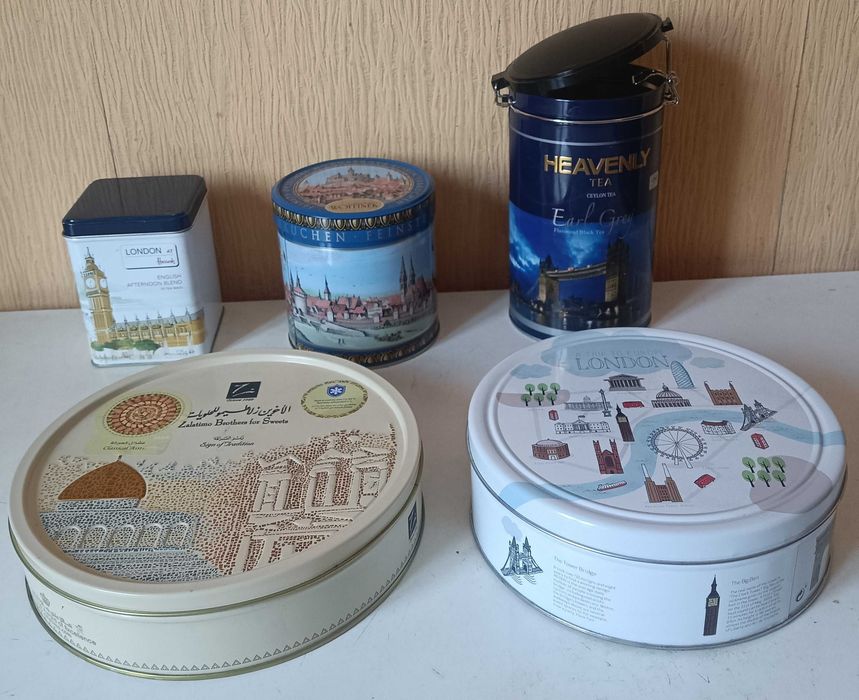 Коробка жестяная