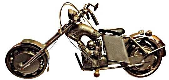 Brinquedos -10 Motas-2 em arame-1 Escultura c/Peças da Harley Davidson - 9 DISPONÍVEIS