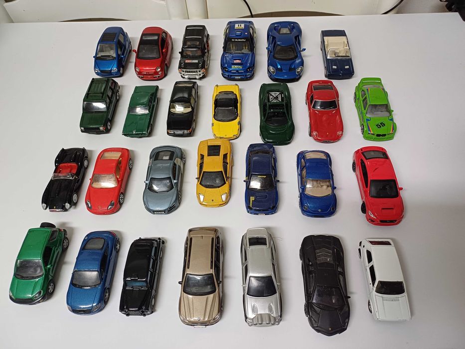 Carros de várias marcas 27 unidades