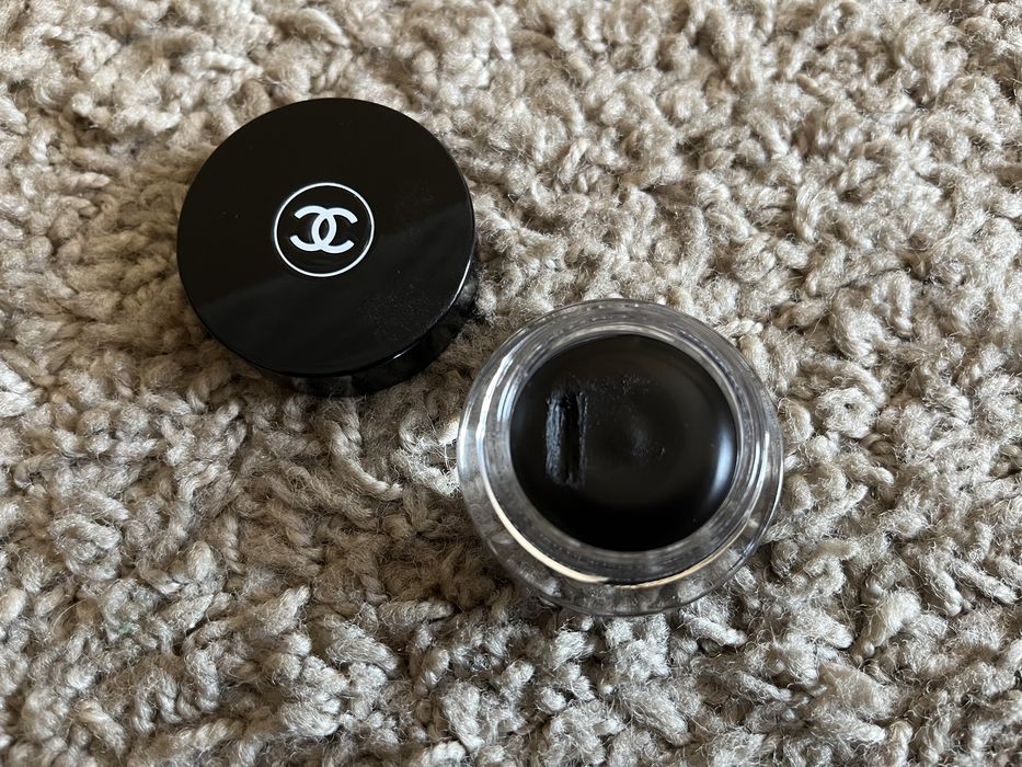 Chanel Calligraphie de Chanel 65 Hyperblack eyeliner w żelu kremie