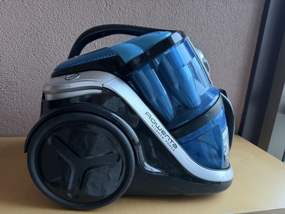 Пилосос циклонний Rowenta RO8341EA без мішка