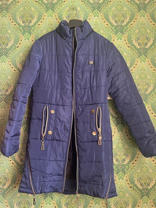 Зимова куртка , в ідеальному стані