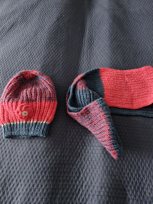 Tchibo, 10 l. komplet czapka i szal/komin. Stan bardzo dobry.