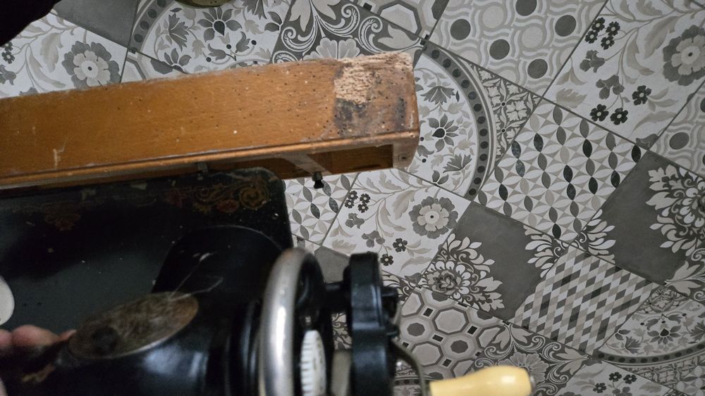 Швейна машинка ПМЗ (Подольський механічний завод ім. Калініна).