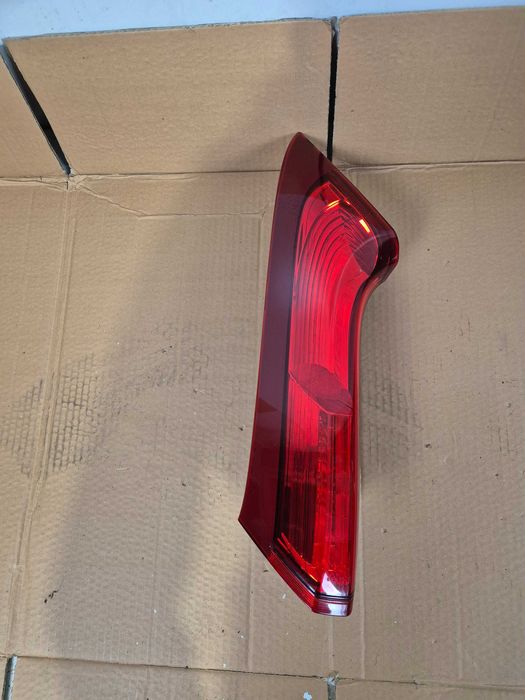 Honda CR-V 4 lift lampa tylna lewa.
