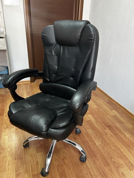 Продам офісне крісло