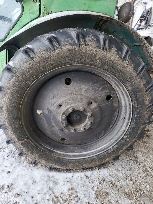 Продам колеса до  трактора т40