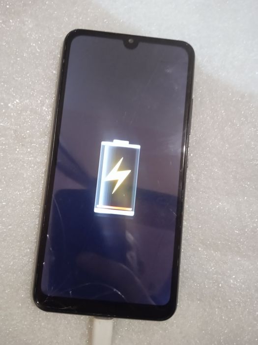 Мобильный телефон смартфон Samsung на запчасти