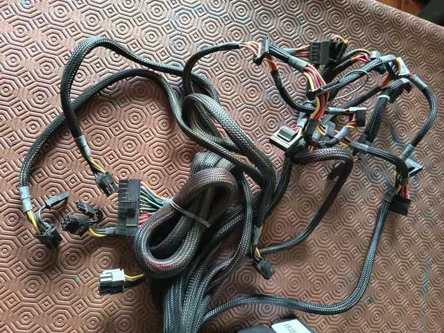 Fonte de Alimentação XFX PRO750W 750w 80+Bronze